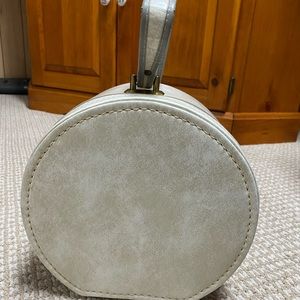 Vintage circle train case